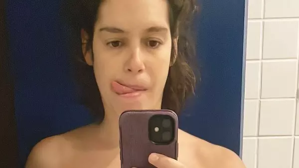 Amamentação: folha de repolho ajuda a aliviar dor quando peito está muito cheio