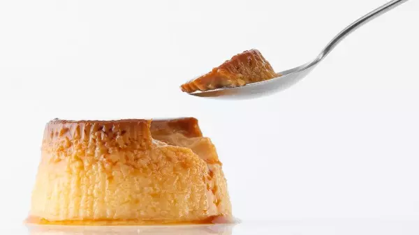 Aprenda a preparar um pudim de leite em pó para a sua sobremesa