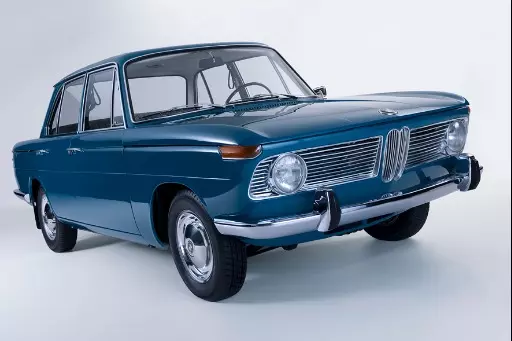 Há 60 anos, um sedã mudaria os rumos da marca alemã BMW