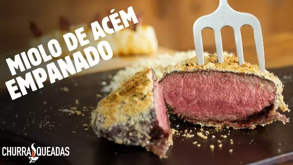 Como fazer acém empanado com farofa