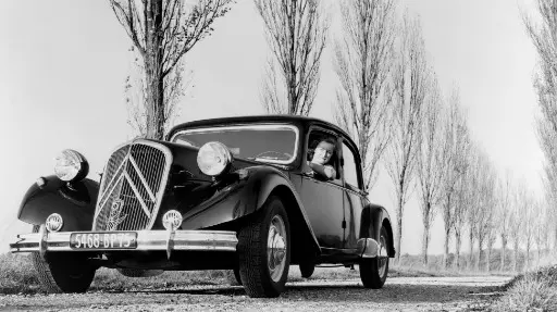 Citroën Traction Avant revolucionou a indústria automotiva