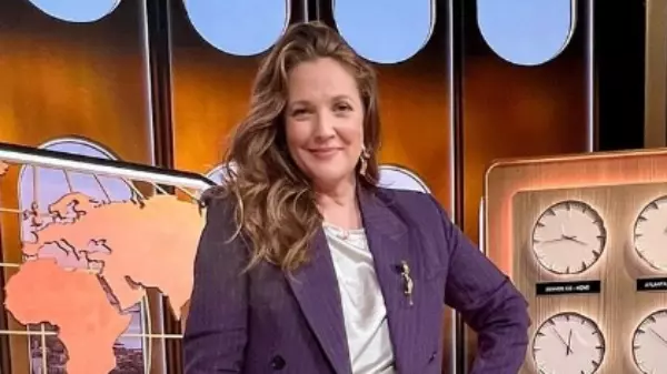 Atriz Drew Barrymore diz que consegue ficar anos sem sexo; entenda