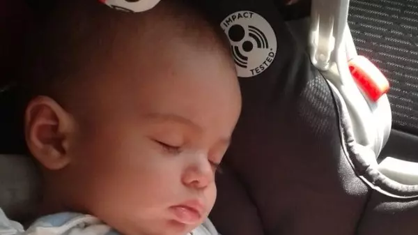Relato de mãe: "Tive que quebrar o vidro do carro com meu filho de duas semanas dentro"