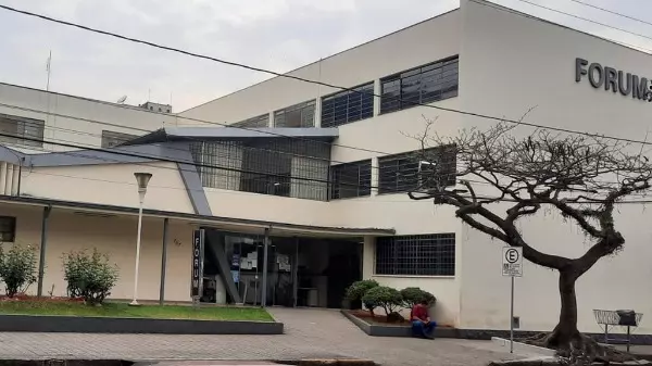 Homem acusado de homicídio é condenado a 30 anos de prisão