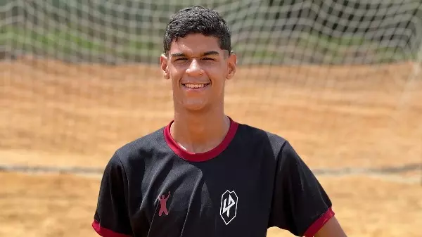 O Luva de Pedreiro tem mais dinheiro do que você? Entenda a mágica das redes sociais