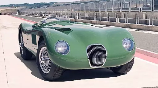 Esportivo Jaguar C-Type dos anos 50 volta a ser fabricado