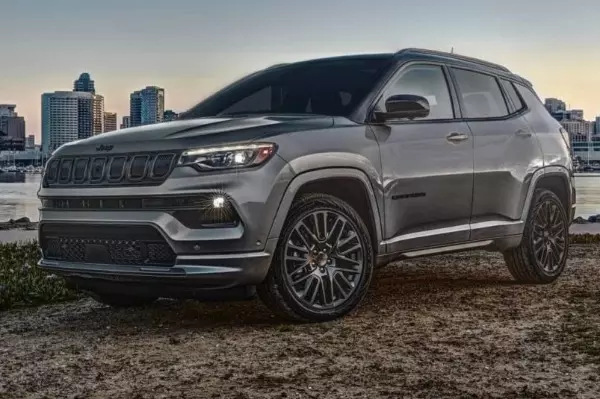 Jeep lança no próximo dia 4 de abril o Compass híbrido