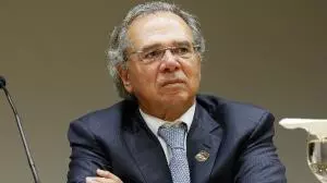 Paula Guedes desdém da França e chama país de irrelevante; entenda