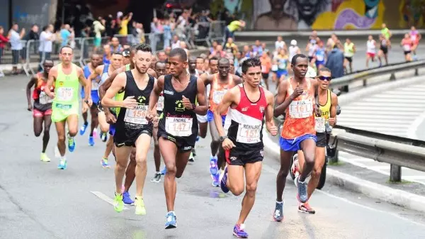 Por que você deve correr pelo menos uma vez na São Silvestre?