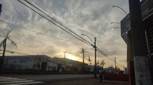 Apesar de frio matinal, São Carlos terá dia de calorão