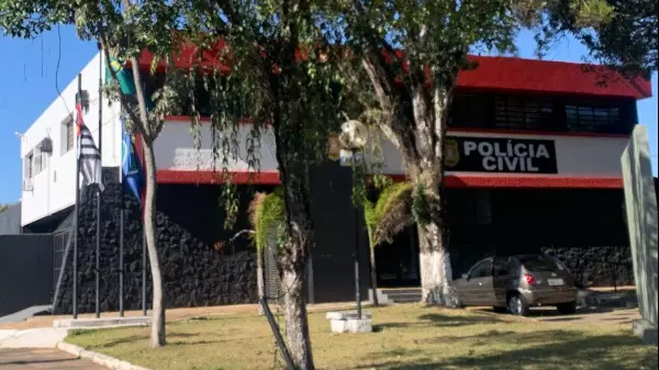 Mulher agredida pelo companheiro pede abrigo temporário em São Carlos