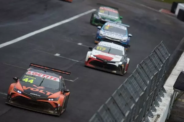 Stock Car teve disputadas emocionantes no Rio Grande do Sul