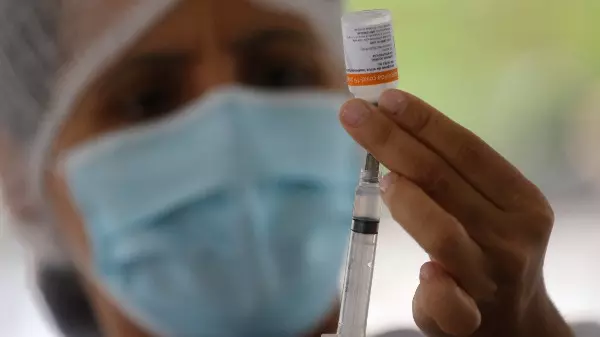 69 milhões de brasileiros estão com a dose de reforço contra a covid-19 atrasada